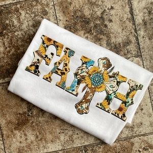 Gildan, white Large youth tee